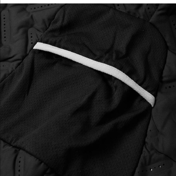 NIKE GYAKUSOU UNDERCOVER LAB NIKELAB RUNNING VEST - Picture 13 of 15